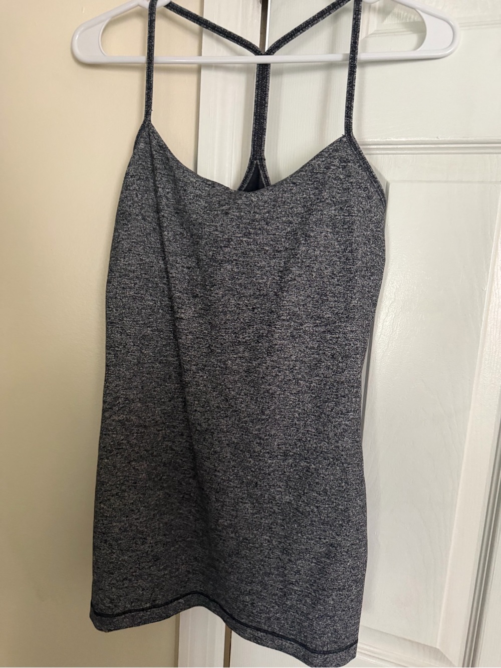 Lululemon flow y tank